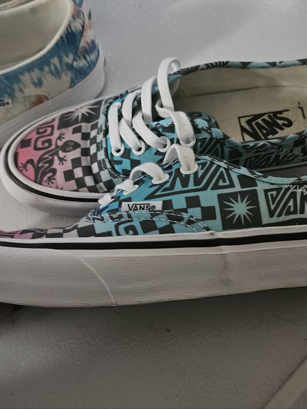 Womens VANS size 7.5 (3 Different Pairs) - Picture 9 of 10